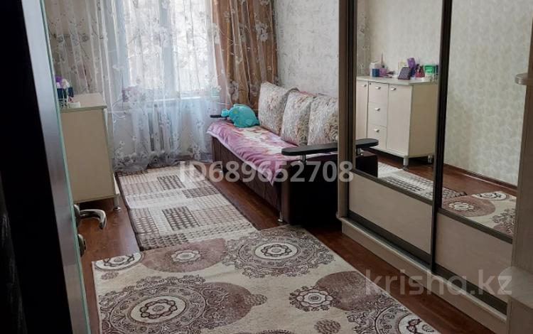 2-комнатная квартира, 45 м², 3/4 этаж, мкр №1 73 — Саина-Жубанова