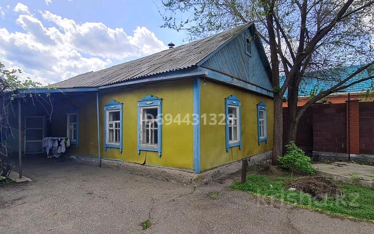 Үйдің бір бөлігі · 3 бөлме · 60 м² · 4 жүзд., Т.Айбергенов 90 А, бағасы: 7 млн ₸ в Актобе, мкр Гормолзавод — фото 2