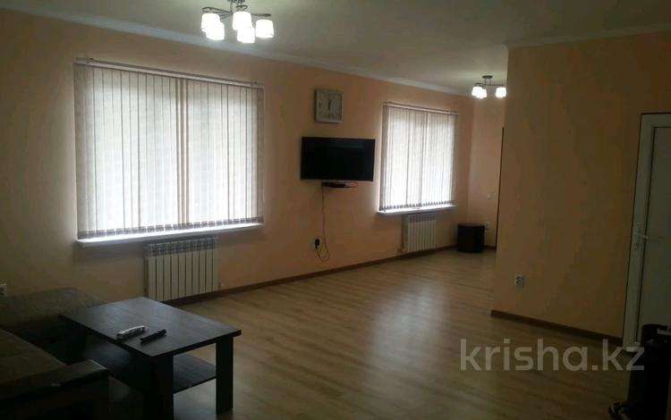 3-бөлмелі пәтер · 100 м² · 2/2 қабат, Ломоносова — Мост, бағасы: 200 000 ₸ в Талгаре — фото 2