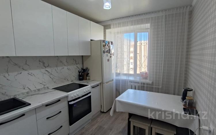 4-комнатная квартира · 74.7 м² · 8/9 этаж, мкр Юго-Восток, ул. Гапеева за 27.5 млн ₸ в Караганде, Казыбек би р-н — фото 2