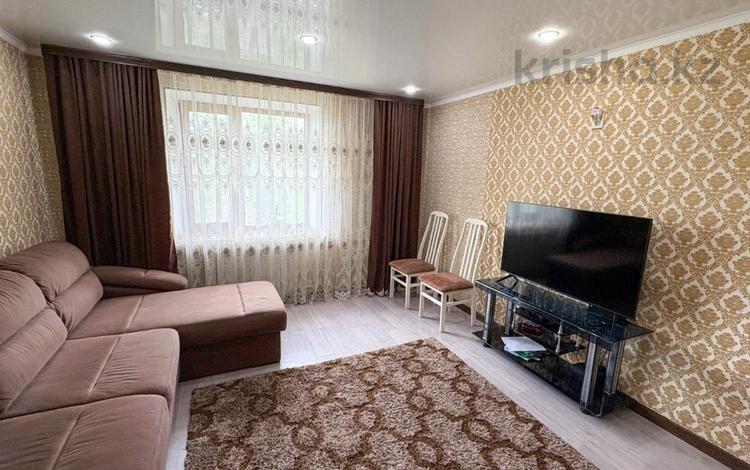 3-бөлмелі пәтер · 65 м² · 4/5 қабат, Назарбаева 122, бағасы: 28 млн ₸ в Талдыкоргане — фото 2