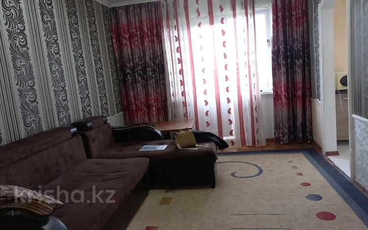 3-комнатная квартира, 58 м², 5/5 этаж, Молдагулова 4 за 15.3 млн 〒 в Шымкенте — фото 2