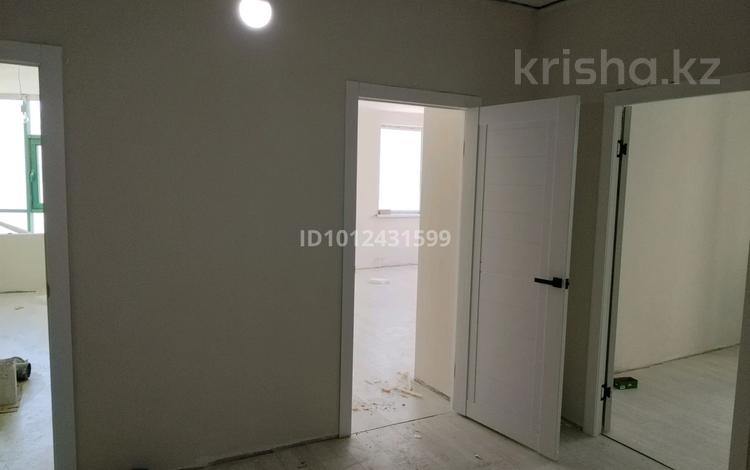 3-комнатная квартира · 129 м² · 4/25 этаж, мкр 11 112 в за 25 млн ₸ в Актобе — фото 2