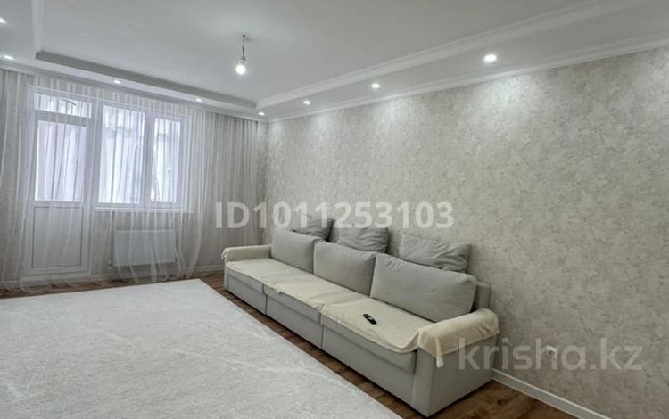 3-бөлмелі пәтер · 81 м² · 2/5 қабат, мкр Береке, мкр. береке 5, бағасы: 31 млн ₸ в Атырау — фото 2