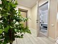 2-комнатная квартира · 60 м² · 4/10 этаж, мкр Михайловка , Крылова — Квартира в новостройке с кондиционером, две двуспальные кровати, Центральный парк, Аманжолова, Газалиева, Ержанова, 45 квартал, вокзал, онкология. КВШ за 25 000 ₸ в Караганде, Казыбек би р-н — фото 12