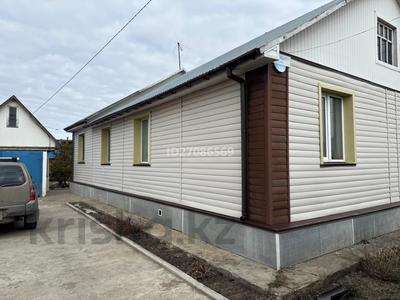 Отдельный дом · 5 комнат · 100 м² · 13 сот., Мичурино 25 — Бархатная за 37 млн 〒 в Петропавловске