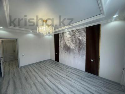 3-комнатная квартира, 120 м², 3/5 этаж, 21 микрорайон 54 за 55 млн 〒 в Шымкенте, Аль-Фарабийский р-н