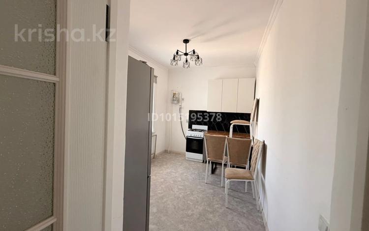 3-комнатная квартира · 80 м² · 7/7 этаж, Левый берег 5 квартал,4 дом — Новый автовокзал жанында за 180 000 ₸ в  — фото 2