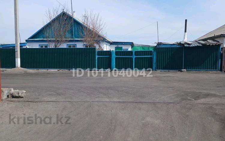 Жеке үй · 4 бөлме · 90 м² · 25 сот., Техснаб 2 линия 53, бағасы: 12 млн ₸ в Балхаше — фото 2