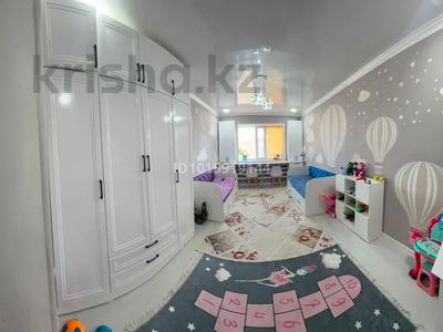 3-комнатная квартира · 80 м² · 3/3 этаж, Шаталюка 38 за 22 млн ₸ в Сатпаев