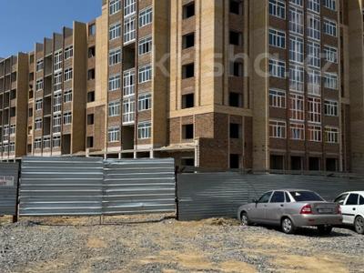 Продажа квартир в Актюбинской обл.: 2-комнатная квартира · 69.5 м² · 7/9 этаж, мкр. Алтын орда, Молдагулова 2 за 28.5 млн 〒 2-комнатная квартира · 69.5 м² · 7/9 этаж, мкр. Алтын орда, Молдагулова 2 за 28.5 млн 〒 в Актобе