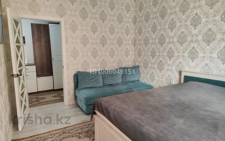 1-комнатная квартира · 40 м² · 4/9 этаж, Айтматова 40/1 — Мухамедханова за 300 000 ₸ в Астане, Нура р-н — фото 2