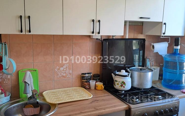 3-комнатная квартира · 63 м² · 2/5 этаж, мкр 5, Мкр 5 Абилкайыр хана 63/1 — На против стадиона и дск за 19 млн ₸ в Актобе — фото 2