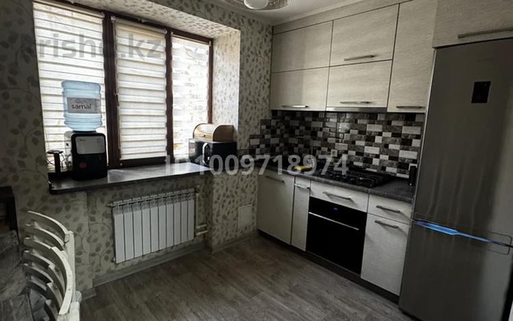 1-бөлмелі пәтер · 38 м² · 1/5 қабат, Розыбакиева 96, бағасы: 15 000 ₸ в Алматы, Алмалинский р-н — фото 2