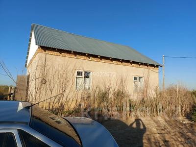 Дача · 3 комнаты · 80 м² · 10 сот., Дача ягодка б/н за 3 млн 〒 в 