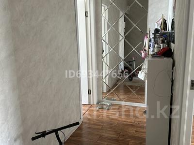 2-комнатная квартира, 57 м², 4/5 этаж, 15-й мкр 2 за 19 млн 〒 в Актау, 15-й мкр