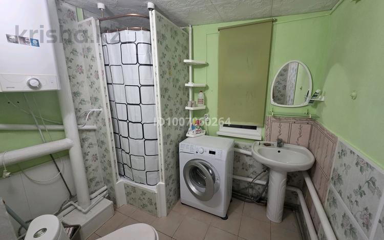 Дом · 3 комнаты · 50 м², Алексеева 22 — Магазин,,Байтерек за 8 000 〒 в Аксае — фото 2