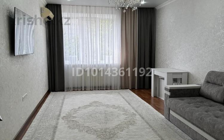 3-бөлмелі пәтер · 91 м² · 4/5 қабат, Қонаев ш/а. 71/2, бағасы: 43 млн ₸ в Уральске, мкр Кунаева — фото 50