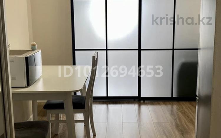 1-комнатная квартира · 33 м² · 6/10 этаж, Карасай батыра — Карасай батыра за 300 000 ₸ в Алматы, Алмалинский р-н — фото 2