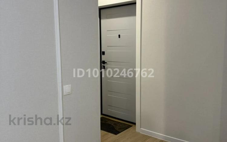 1-комнатная квартира · 38 м² · 9 этаж, Мангилик Ел 72 за 200 000 〒 в Астане, Есильский р-н — фото 2