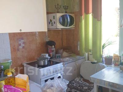 Продажа квартир в Восточно-Казахстанской обл.: 3-комнатная квартира · 60.8 м² · 5/5 этаж, Михаэлиса 14/1 за 16.5 млн 〒 3-комнатная квартира · 60.8 м² · 5/5 этаж, Михаэлиса 14/1 за 16.5 млн 〒 в Усть-Каменогорске, Ульбинский
