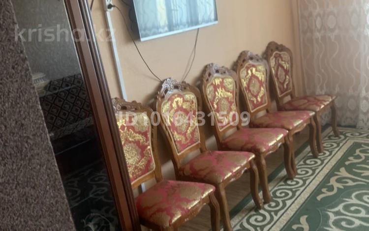 3-комнатная квартира · 70 м² · 3/6 этаж, Джангельдина 167 за 160 000 ₸ в Актобе, мкр. Курмыш — фото 2