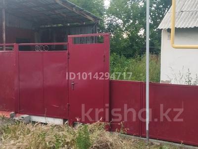 Жеке үй · 3 бөлме · 50 м² · 15 жүзд., Абая 47, бағасы: 16 млн ₸ в Бекболате