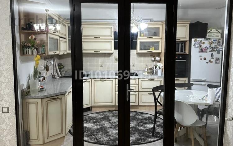 3-комнатная квартира · 116 м² · 1/5 этаж, мкр Думан-2 за 75 млн ₸ в Алматы, Медеуский р-н — фото 2