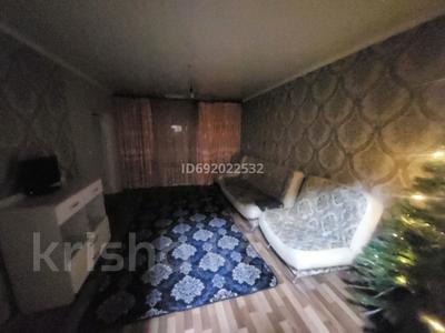 4-комнатная квартира, 76 м², 1/2 этаж, Кирова 14 за 3.5 млн 〒 в Караганде