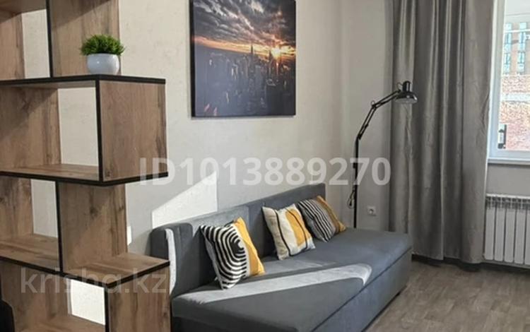 1-бөлмелі пәтер · 28 м² · 3/22 қабат, Чингиз Айтматов 34 — Хан Шатыр, ТЦ Tumar, Small, университеты КазГюУ, Нарикбаев Университет, КазУТБ, школа 78, бағасы: ~ 18.9 млн ₸ в Астане, Нура р-н — фото 2