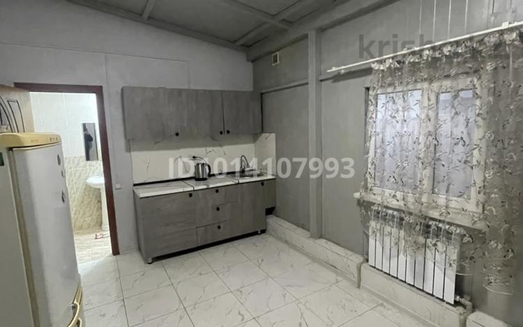 2-комнатная квартира · 35 м² · 1 этаж, Тулпар 9 за 150 000 ₸ в Алматы, Наурызбайский р-н — фото 2