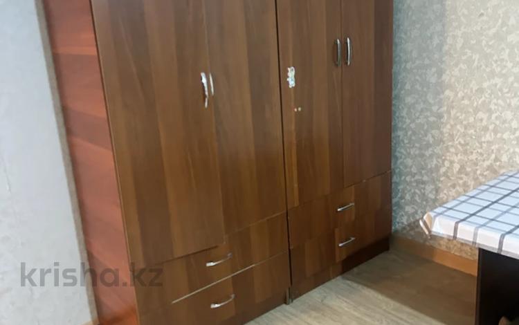 1-бөлмелі пәтер · 30 м² · 2/4 қабат, мкр №6, №6 ш/а. 26 — Мкр6 абая мен шалапина ортасы, бағасы: 180 000 ₸ в Алматы, Ауэзовский р-н — фото 2
