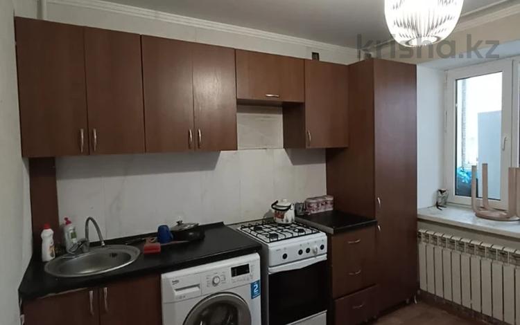 1-бөлмелі пәтер · 46 м² · 4/5 қабат, мкр. Алтын орда, бағасы: 14.8 млн ₸ в Актобе — фото 2