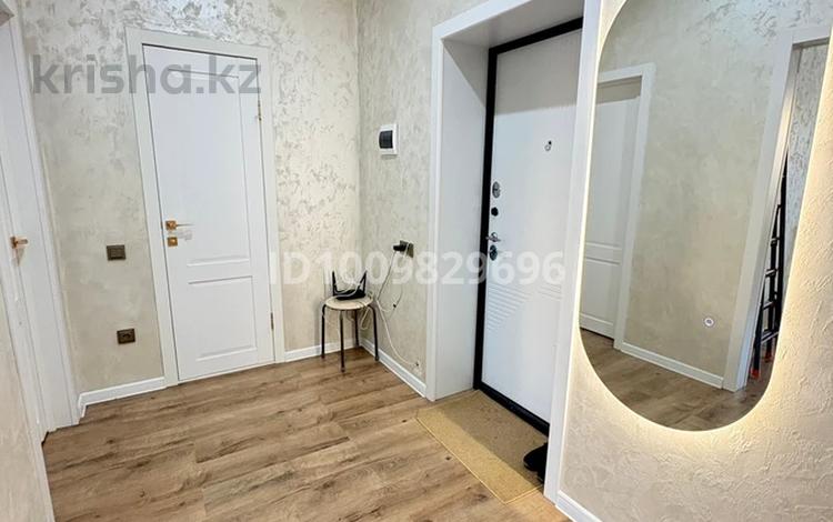 1-бөлмелі пәтер · 50.3 м² · 1/9 қабат, мкр. Алтын орда, Алтын Орда 5Е — Рядом находится вся ифроструктура. Парковая зона, магазины, рестораны, спортивно/ оздоровительные комплексы, скоро открытие Далида, школы, магазины., бағасы: 19 млн ₸ в Актобе — фото 11