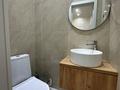 2-комнатная квартира · 50.3 м² · 1/9 этаж, мкр. Алтын орда, Алтын Орда 5Е — Рядом находится вся ифроструктура. Парковая зона, магазины, рестораны, спортивно/ оздоровительные комплексы, скоро открытие Далида, школы, магазины. за 21.5 млн 〒 в Актобе — фото 5