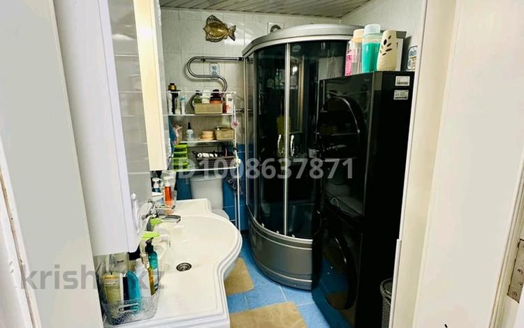 3-комнатная квартира · 64 м² · 2/5 этаж, мкр Юго-Восток, Язева 11 — КарГУ за 21.5 млн ₸ в Караганде, Казыбек би р-н — фото 2
