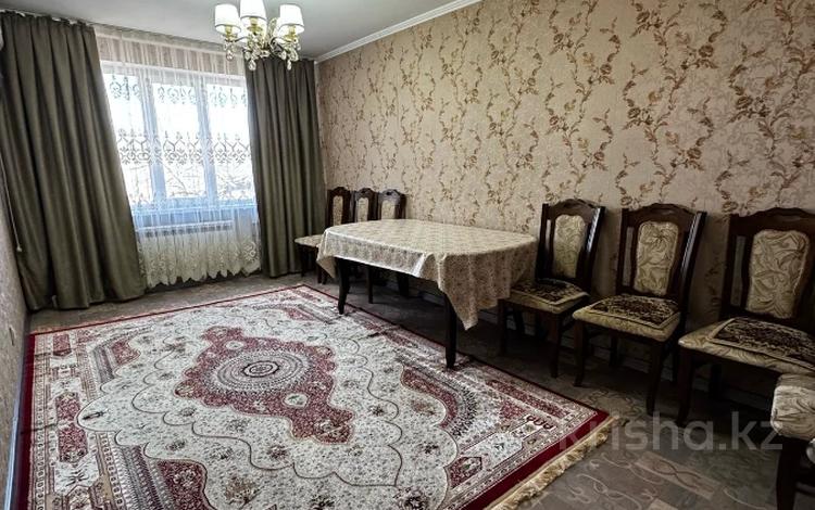 3-комнатная квартира · 73.7 м² · 3/5 этаж, мкр 8, Бр. Жубановых за 23 млн ₸ в Актобе — фото 2