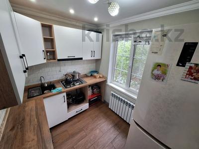 3-бөлмелі пәтер · 65.6 м² · 5/5 қабат, мкр Аксай-2 5, бағасы: 37.5 млн ₸ в Алматы, Ауэзовский р-н