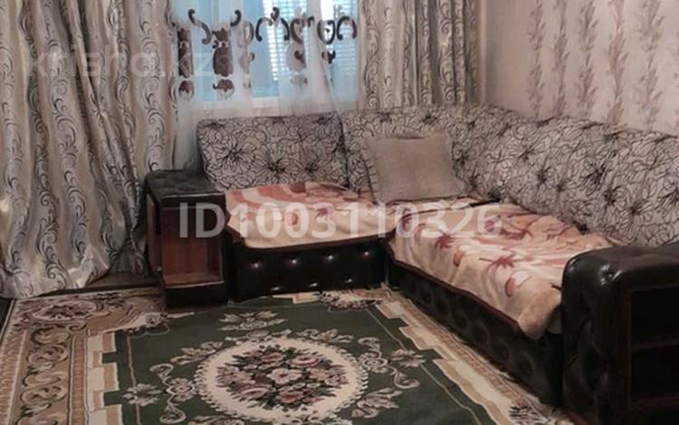 3-комнатная квартира · 65 м² · 3/5 этаж, 8-й мкр 21 — Рынок за 12 000 〒 в Актау — фото 2