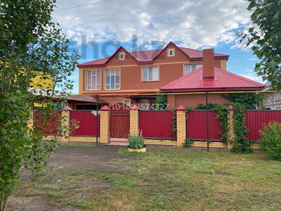 Отдельный дом · 7 комнат · 360 м² · 7 сот., Жастар 20/2 за 58 млн 〒 в Аксае