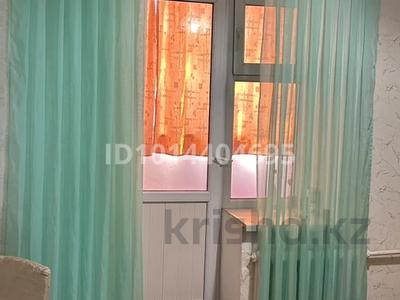 2-бөлмелі пәтер · 65 м² · 2/5 қабат, Астана 1 8, бағасы: 18 млн ₸ в 