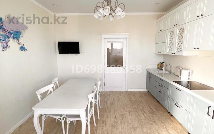 4-комнатная квартира · 117.6 м² · 8/9 этаж, мкр Юго-Восток, Шахтеров 5/1 за 70 млн ₸ в Караганде, Казыбек би р-н — фото 2