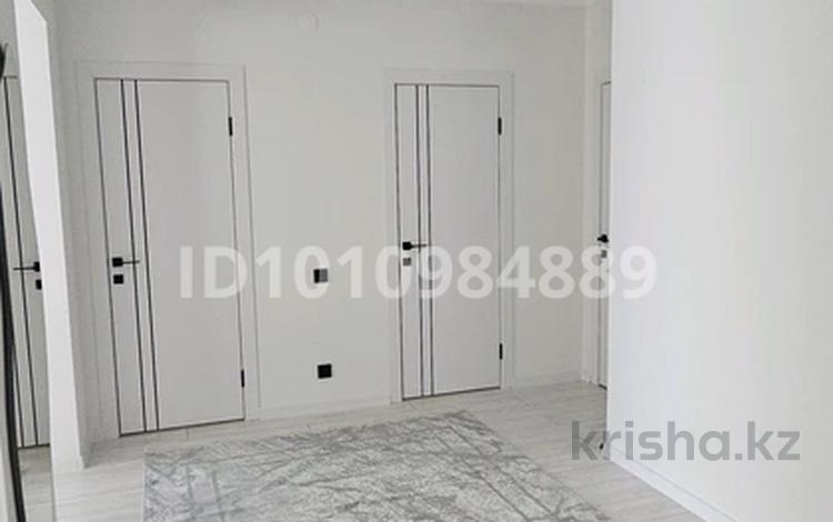 2-бөлмелі пәтер · 64 м² · 3/10 қабат, мкр. Алтын орда, Тауелсиздик 15е, бағасы: 20 000 ₸ в Актобе — фото 2