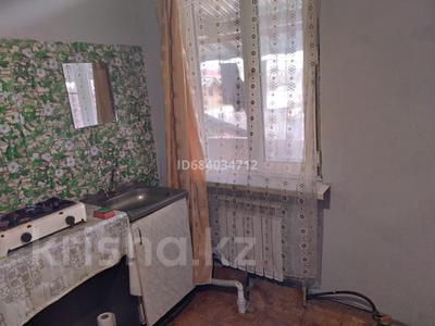 1 бөлме · 16 м² · 2 қабат, Ахрименко, бағасы: 80 000 ₸ в Алматы, Алатауский р-н