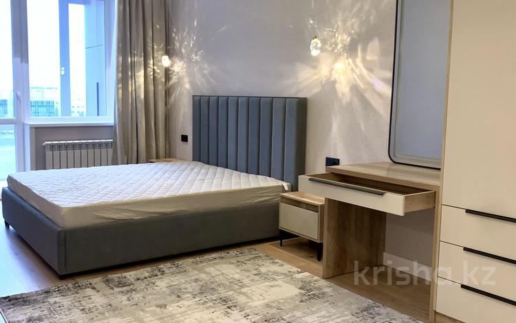 3-комнатная квартира, 110 м², 5 этаж помесячно, Кабанбай батыра 64 — MegaSilkWay EXPO