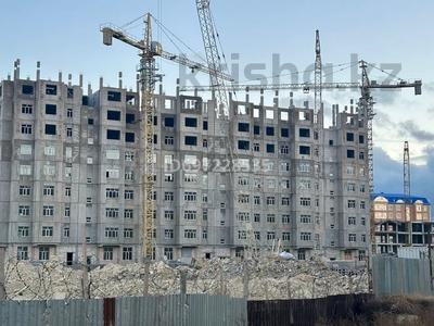 2-бөлмелі пәтер · 98 м² · 5 қабат, 20-й мкр, 20-ш/а. 43, бағасы: 25 млн ₸ в Актау