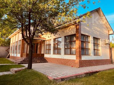 Продажа домов и дачи в Шымкенте: Отдельный дом · 4 комнаты · 181.1 м² · 30 сот., мкр Бозарык , ПК Алма 293 за 69 млн 〒 Отдельный дом · 4 комнаты · 181.1 м² · 30 сот., мкр Бозарык , ПК Алма 293 за 69 млн 〒 в Шымкенте, Абайский р-н