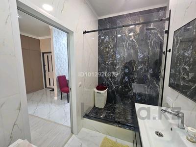 1-бөлмелі пәтер · 67 м² · 8/10 қабат, 17-й мкр 20, бағасы: 250 000 ₸ в Актау