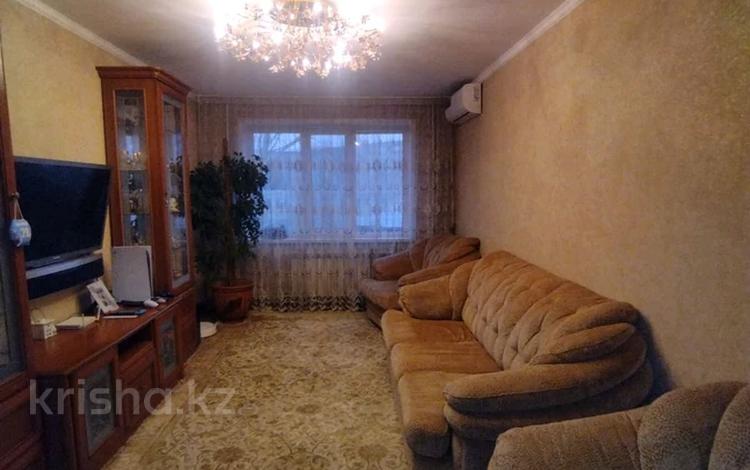 3-комнатная квартира, 68 м², 3/9 этаж, Назарбаева 32 за 25.5 млн 〒 в Павлодаре — фото 16
