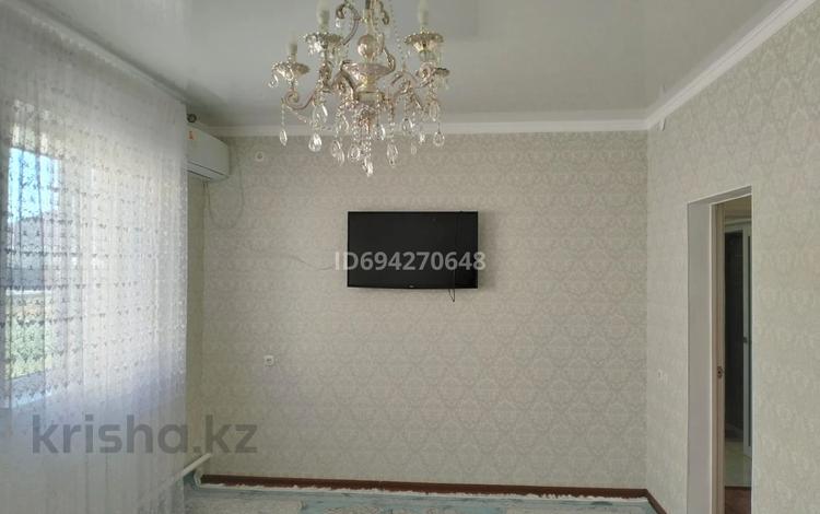Жеке үй · 3 бөлме · 72.5 м² · 8 сот., мкр Бирлик-2, 26 12, бағасы: 17 млн ₸ в Атырау — фото 2